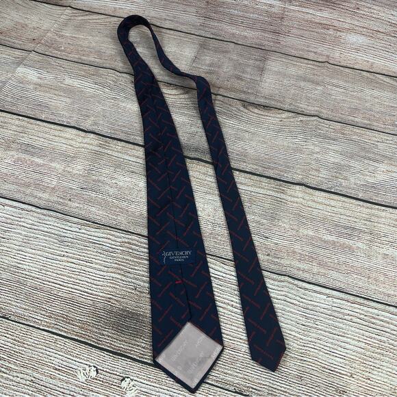 Givenchy Vintage Gentleman Paris Navy Red "Speed Queen" Silk Blend Necktie - Picture 7 of 10